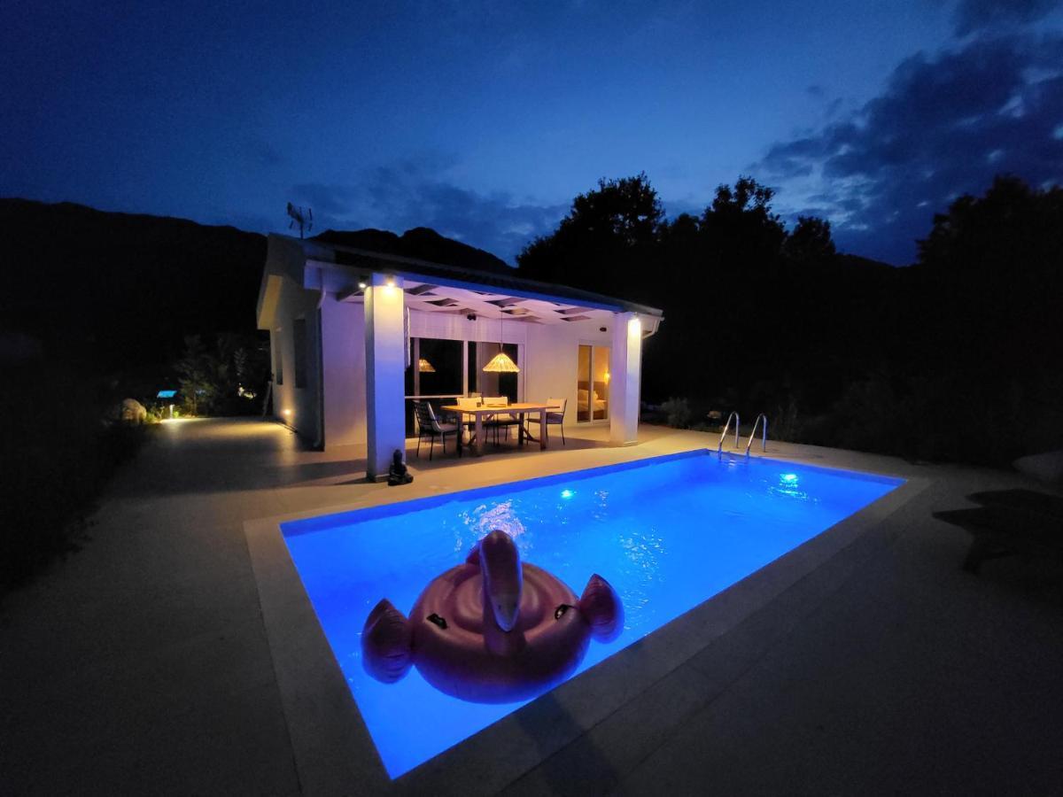 Casa O' - Moderne Villa Mit Grosser Terrasse Und Privatem Swimmingpool 斯卡拉伯塔麦斯 外观 照片